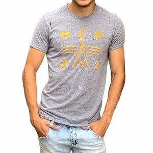 Hollister California Short Sleeve Graphic Shirt S
